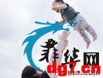 出国务工5年独留妻儿在家,带着百万衣锦还乡,8岁儿子却让我滚